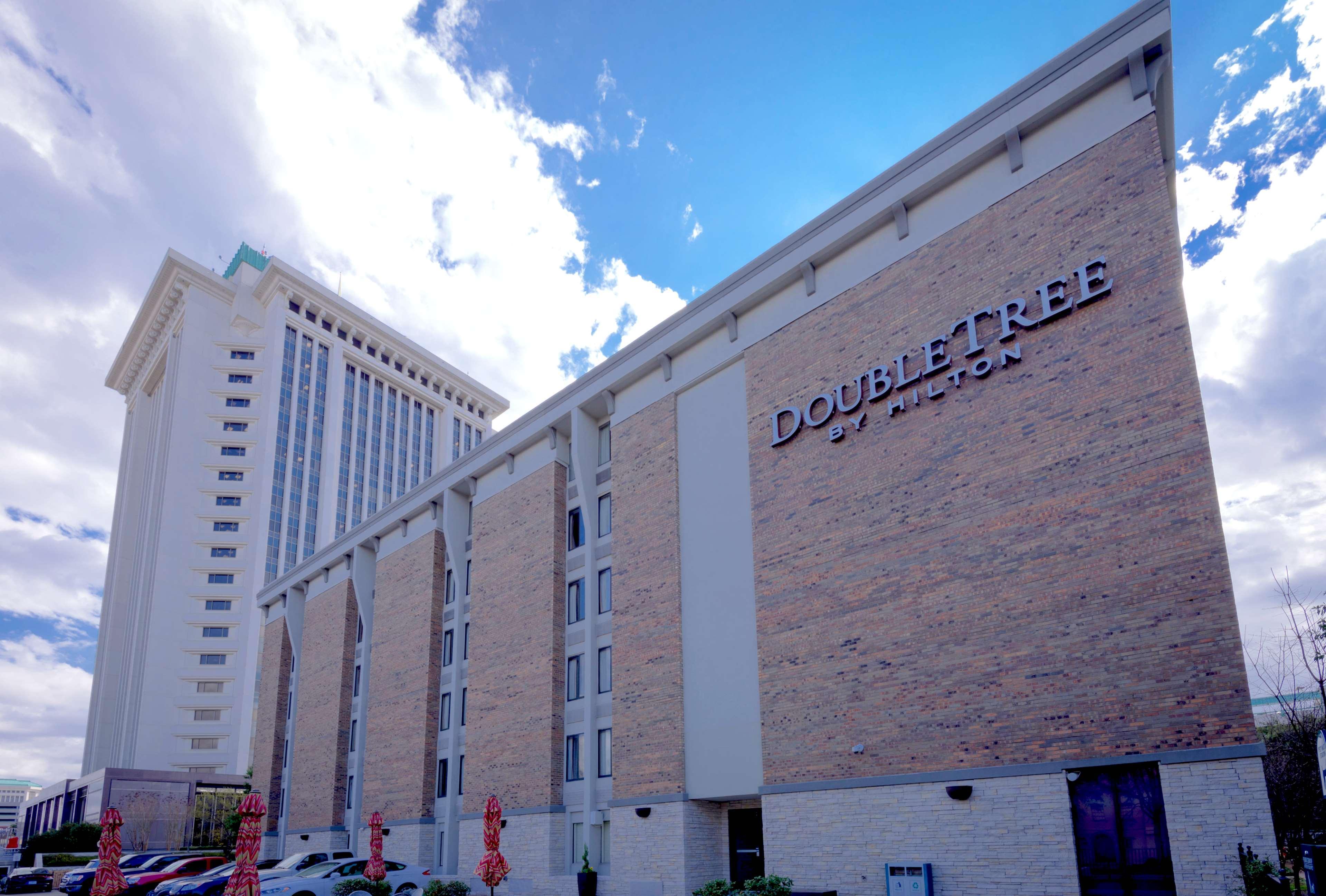 Doubletree By Hilton Montgomery Downtown Exterior photo